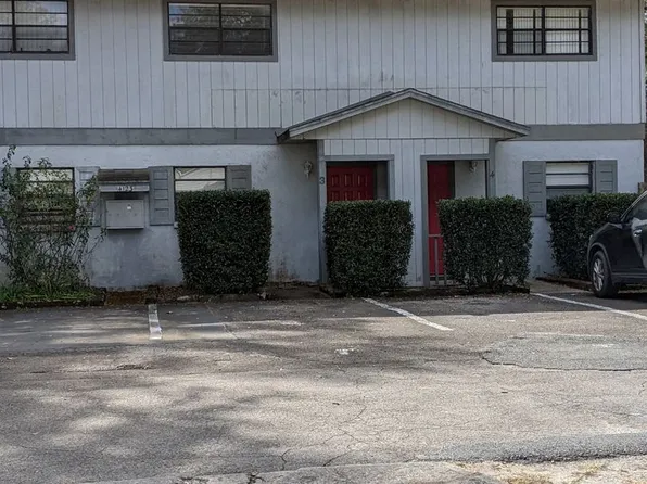 4123 SW 15th Pl APT 3, Gainesville, FL 32607