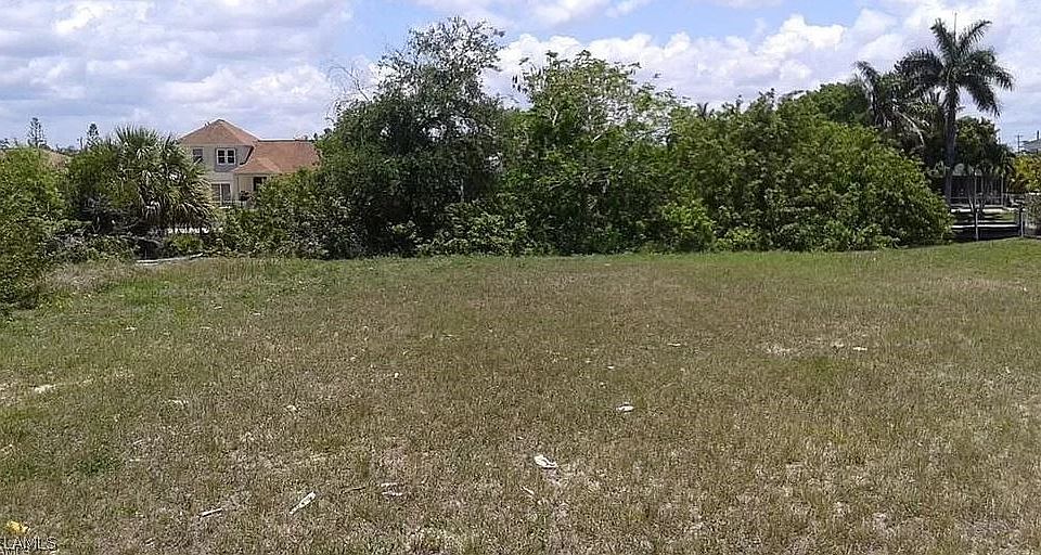 1st image of 627 Cultural Park Blvd