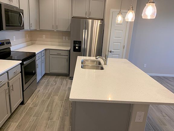 2nd image of 586 W Westchester Ave #34