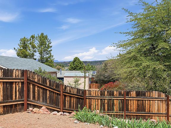 4th image of 311 S Stone Creek Cir