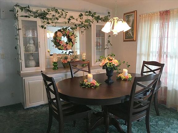 2nd image of 2060 Bradley Dr
