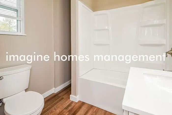 7447 Stearns Rd — Photo 12