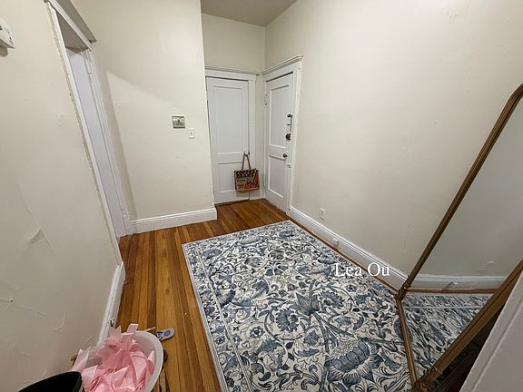 4th image of 9 Egremont Rd APT 6