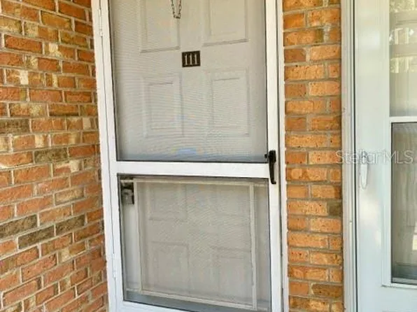 211 Airport Ave W APT 111, Venice, FL 34285