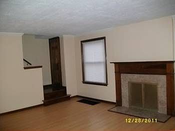 3rd image of 603 Columbian Ave