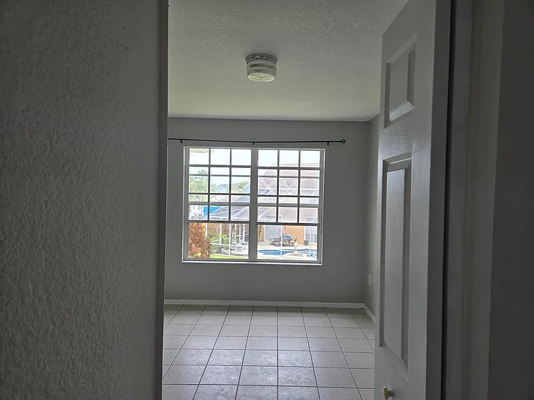 2319 Prime Cir #B — Photo 8