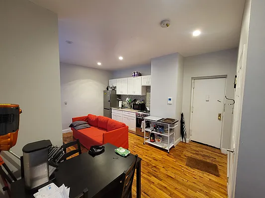 Rented by Garden Management | media 30