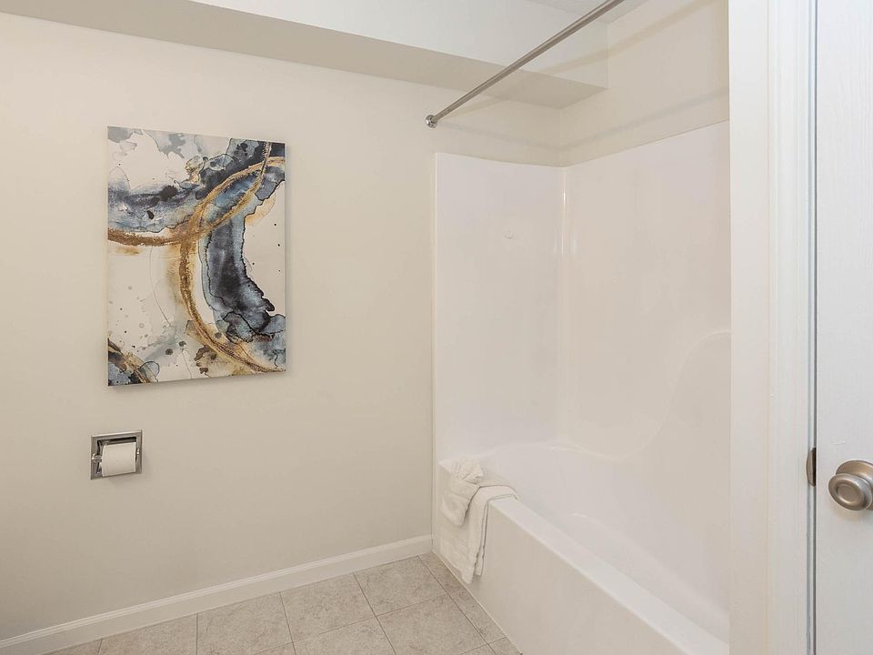 1st image of 1099 Parkside Ct S #1099