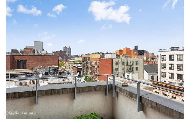 Sold by Douglas Elliman | media 7