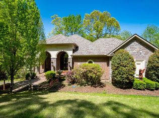 33 Greathouse Bend Dr, Little Rock, AR 72207