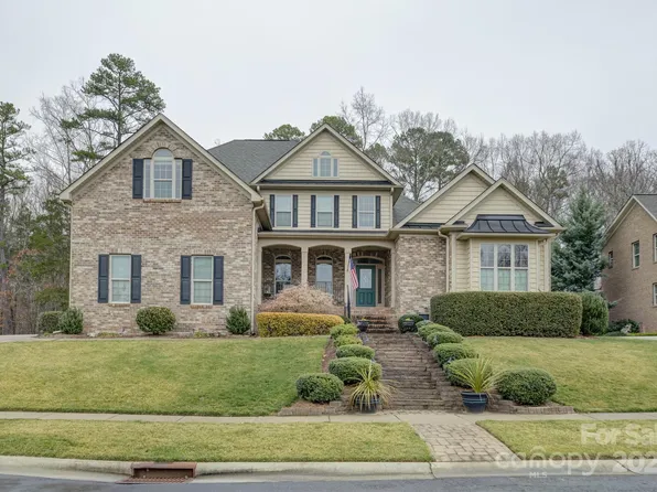 5002 Stonehill Ln, Matthews, NC 28104