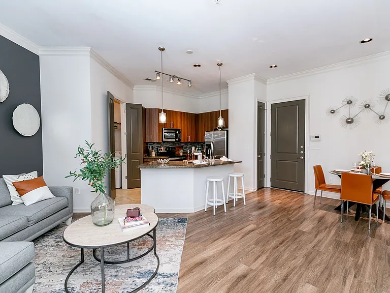 Brookleigh Flats Apartments — Photo 5