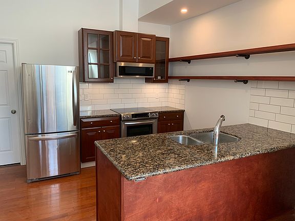 Main Floor Kitchen