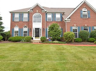 4781 Forest Ridge Dr, Mason, OH 45040