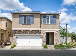 5402 W Santa Barbara Dr, Fresno, CA 93722