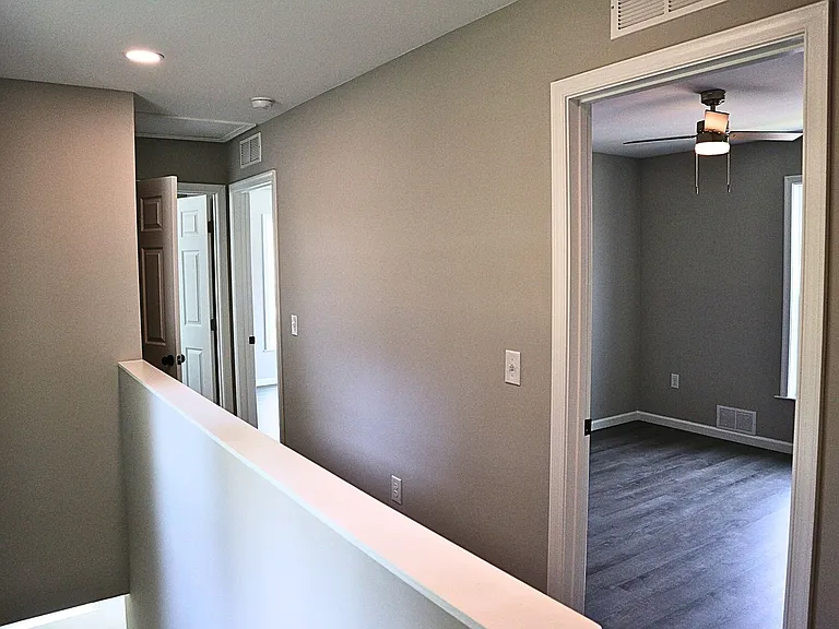 510 N Church St — Photo 10