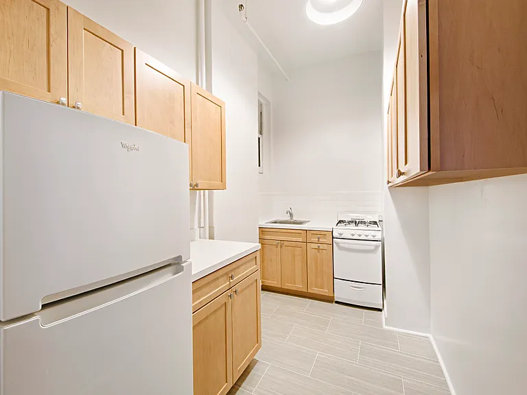58 W 83rd St #3A — Photo 3