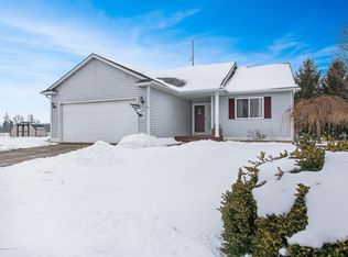 1221 Sumac Ln, Holt, MI 48842