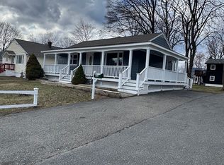 101 Everett St, Lawrence, MA 01843