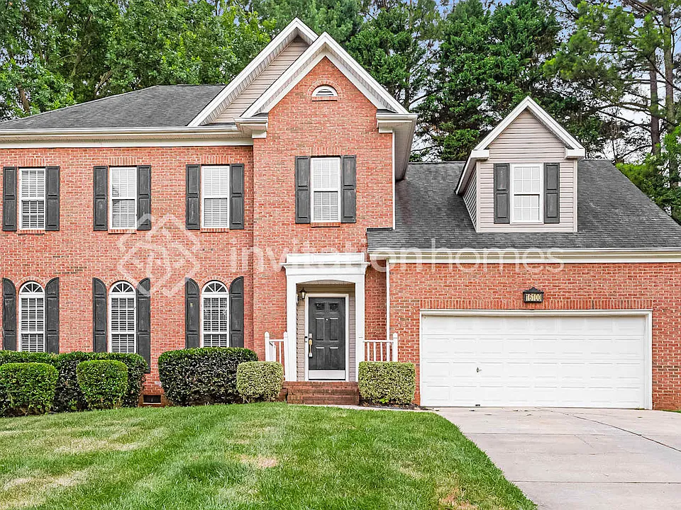 16100 Epiphany Ct