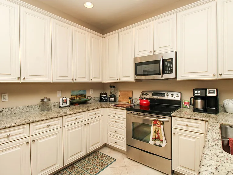 9054 Capistrano St N #4003 — Photo 14