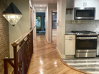 Rented by Nest Seekers International