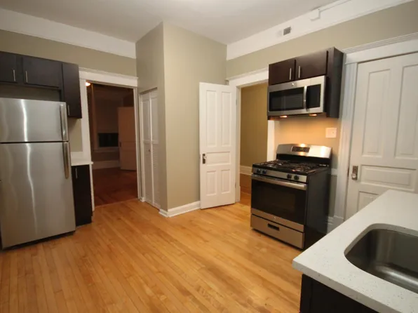 1824 N Paulina St #1R, Chicago, IL 60622