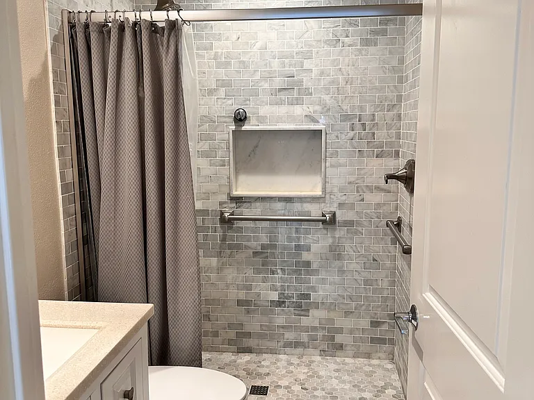 22540 Jeffrey Mark Ct #5 — Photo 30