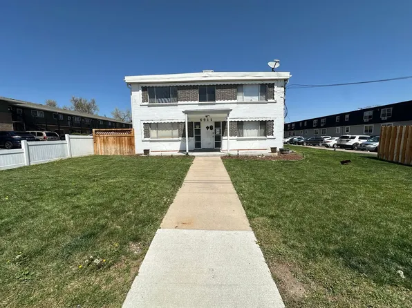 6911 W 24th Ave APT 8, Edgewater, CO 80214