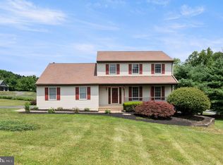 155 Freedom Valley Cir, Coatesville, PA 19320