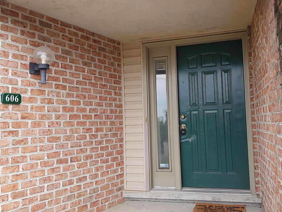 1st image of 606 Cherrington Dr
