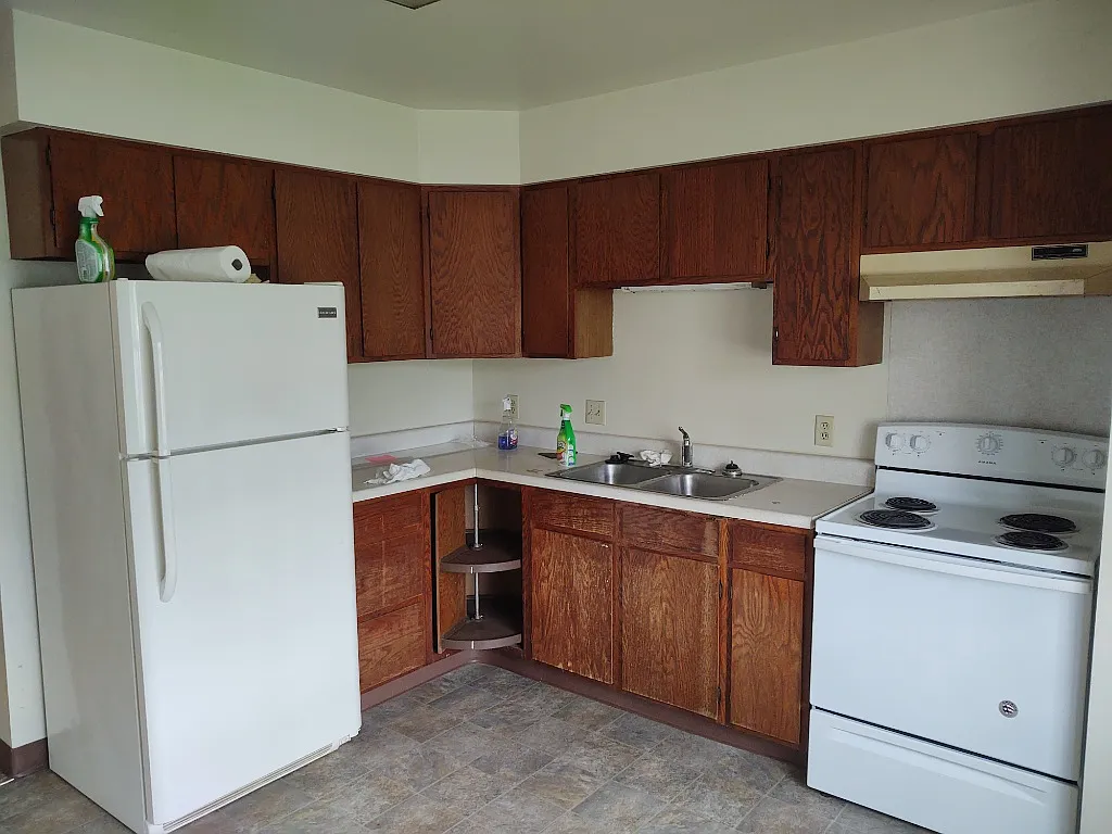 2 bed, $687 — Photo 2