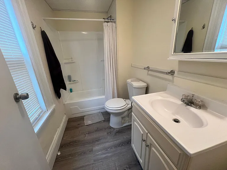 149 Strathmore Rd #6 — Photo 29