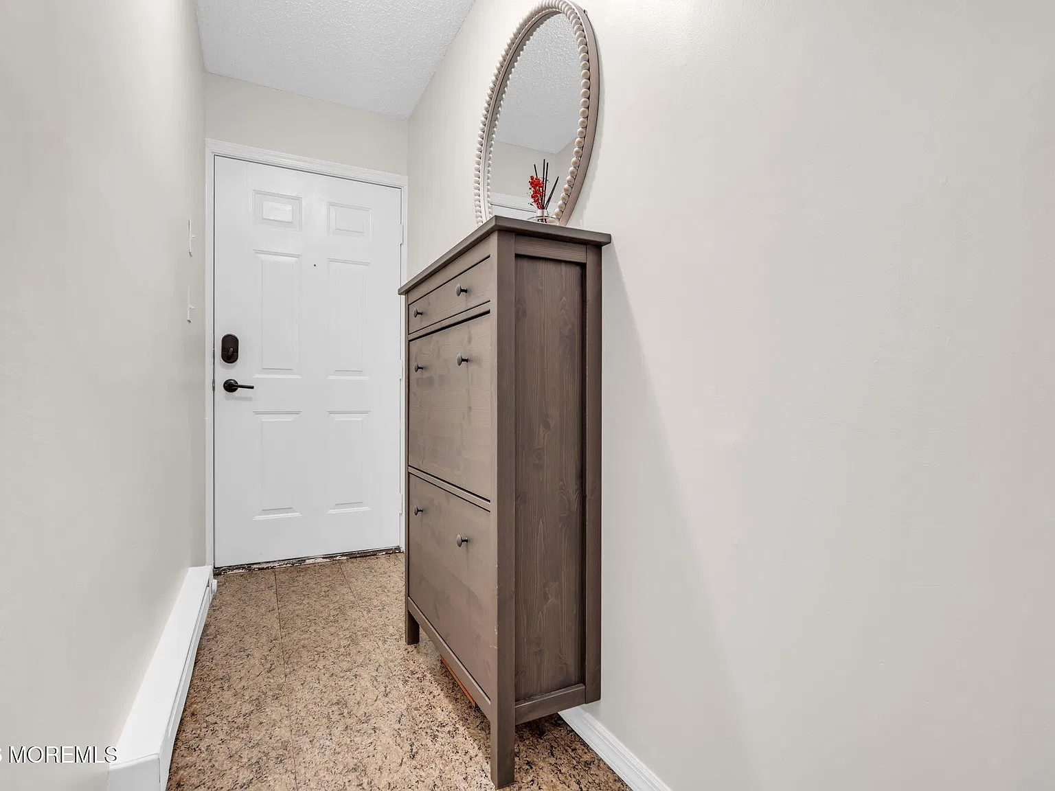 2 bed, 1.5 bath, 1409 sqft, $2,700 — Photo 4