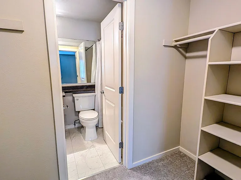 12404 E Gibson Rd #Q302 — Photo 10