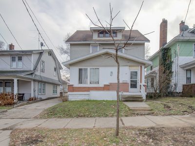 32 Corinne St SW, Grand Rapids, MI, 49507