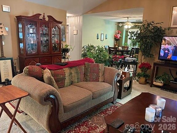 5th image of 7500 Swedish Ivy Ln