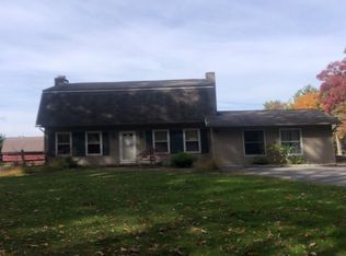 495 Long Mountain Rd, Effort, PA 18330