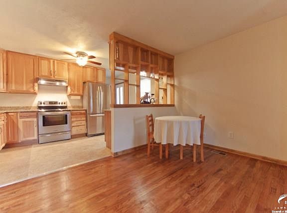 2713  Bonanza St Lawrence, KS listing photo #2