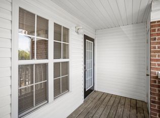 800 Greenhaven Dr #2G, Greensboro, NC 27406