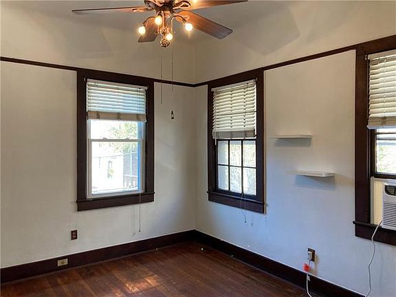 5th image of 1100 Constance St #201