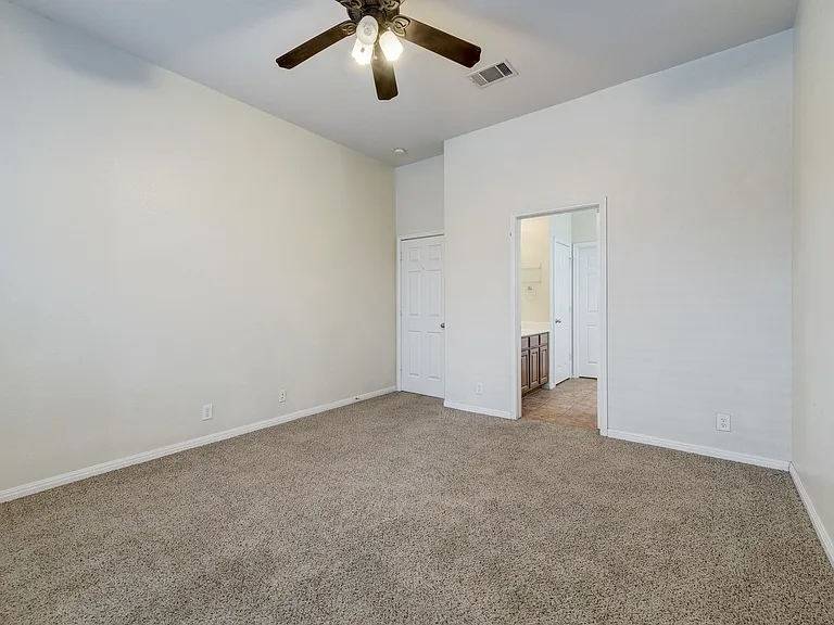 5102 Caswell Ave — Photo 18