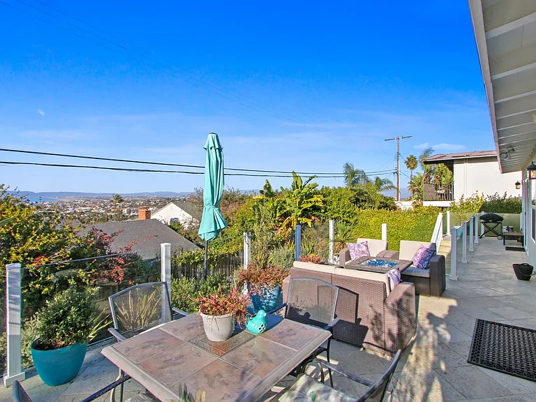 441 Calle De Aragon — Photo 8