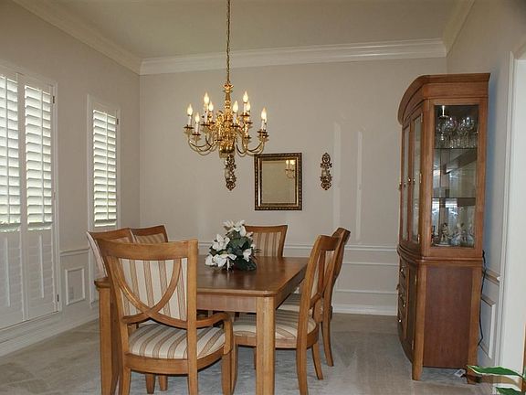 3rd image of 7619 Guinevere Dr