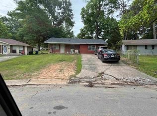 17 Newland Dr, Little Rock, AR 72209