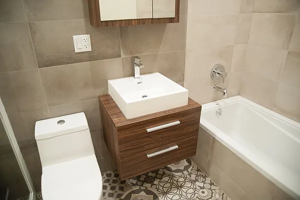 Rented by Nooklyn NYC LLC | media 41