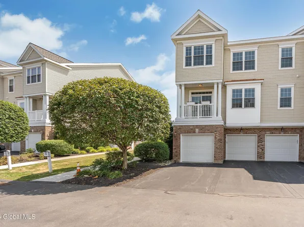 4207 Admirals Walk Drive, Cohoes, NY 12047