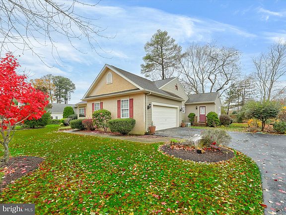 3rd image of 33735 N Heron Dr