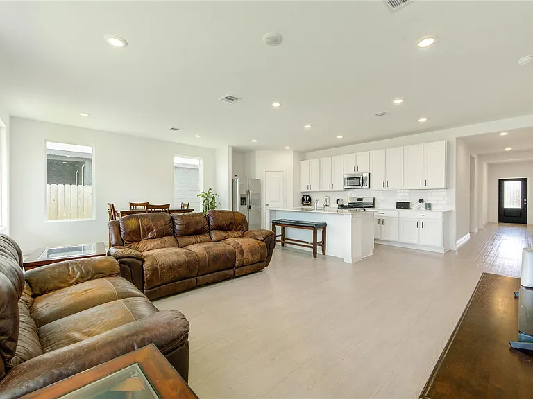21614 Springhill Grove Ln — Photo 23
