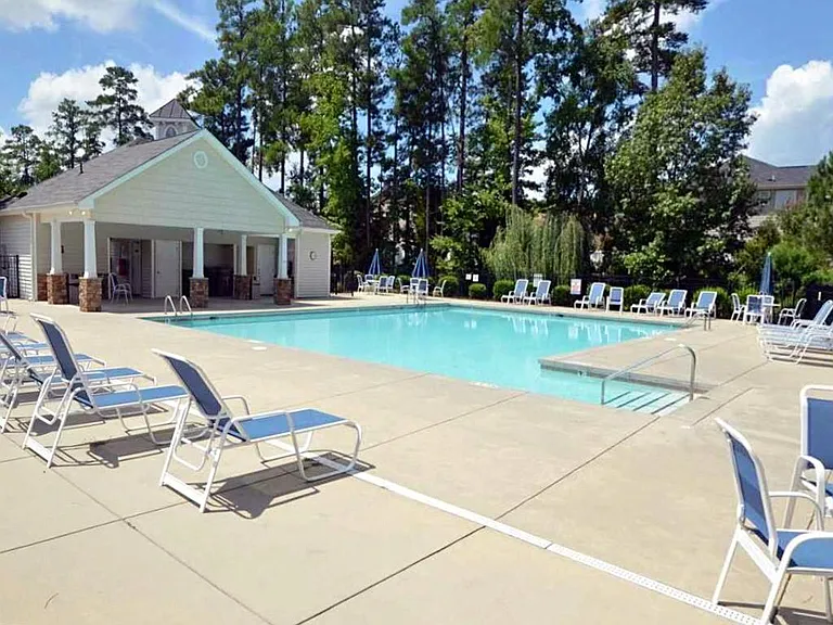 Community pool